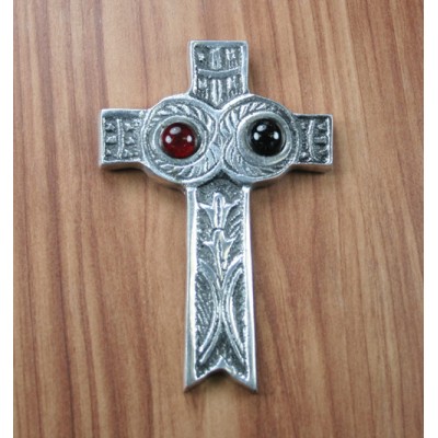 30090B - Stone Wall Cross